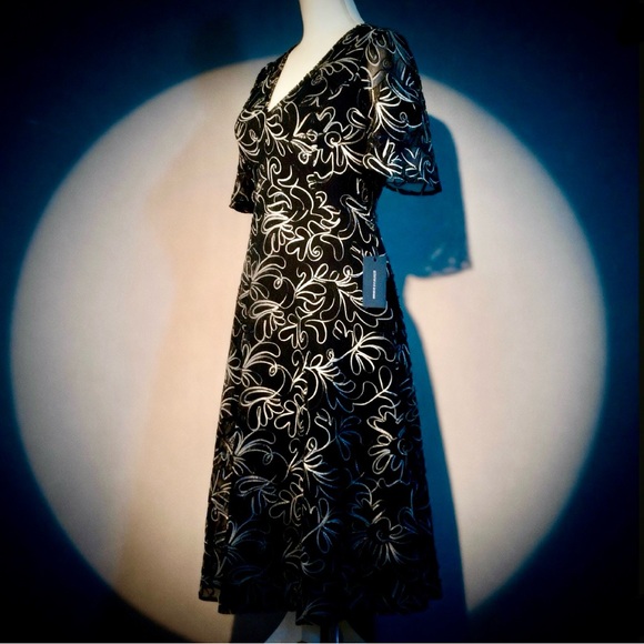 Tommy Hilfiger Special Occasion/Cocktail Black Dress - Picture 4 of 14